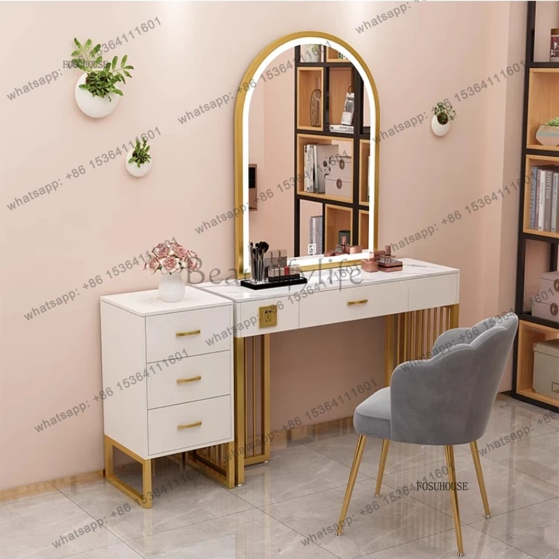 X4 Professional Store Makeup V – Beauty And Makeup Studio recenzja i cena