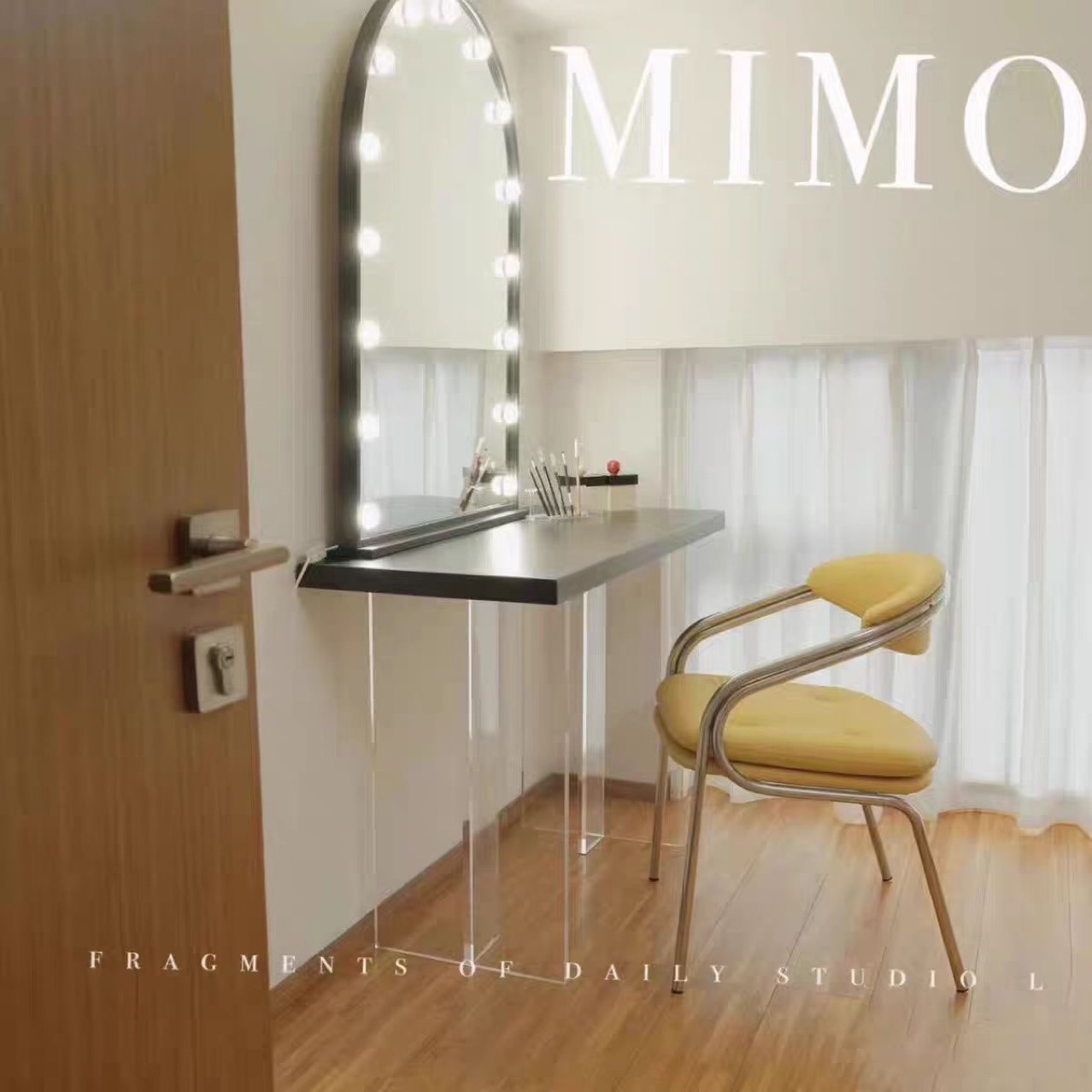 Makeup Vanity Table with Lamp  – Beauty And Makeup Studio recenzja i cena