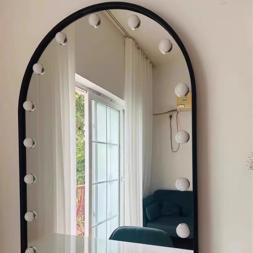 Makeup Vanity Table with Lamp  – Beauty And Makeup Studio recenzja i cena