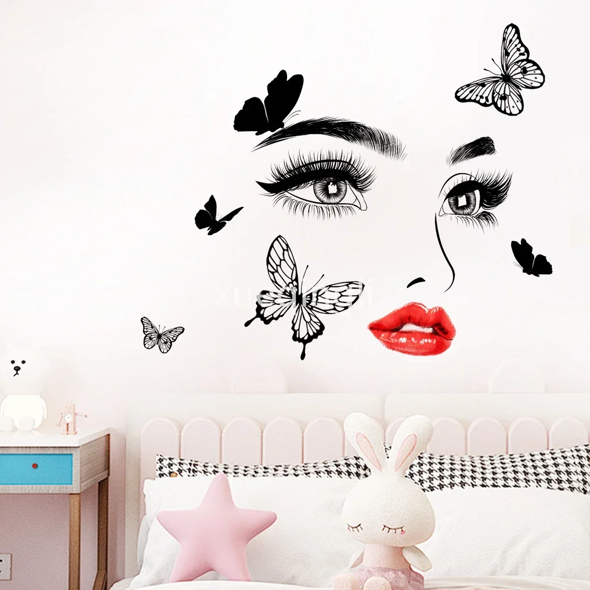 Beauty Female Face Wall Sticke – Beauty And Makeup Studio recenzja i cena