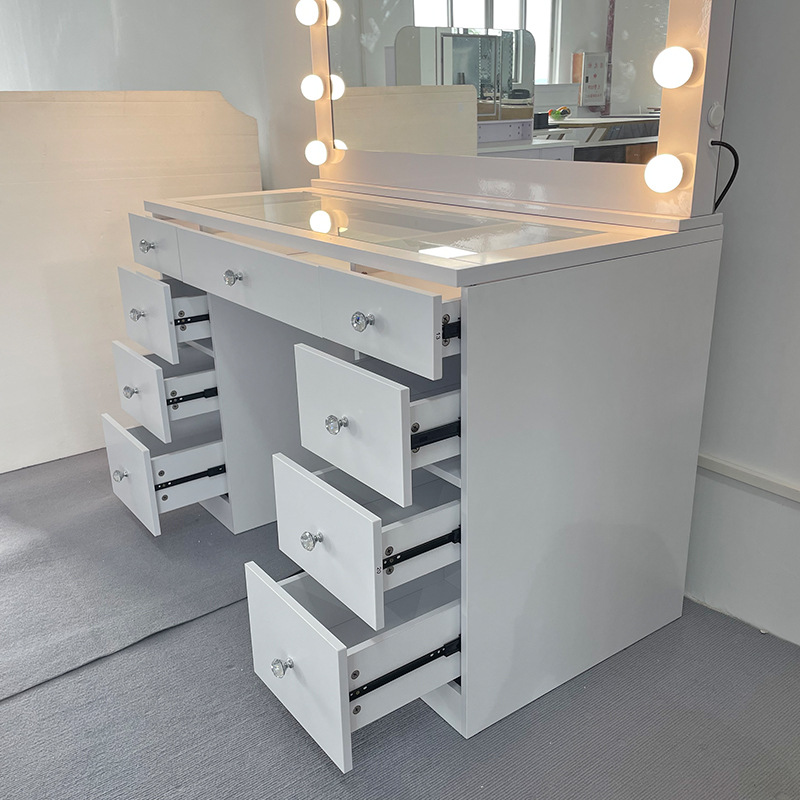Spot Internet celebrity studio – Beauty And Makeup Studio recenzja i cena