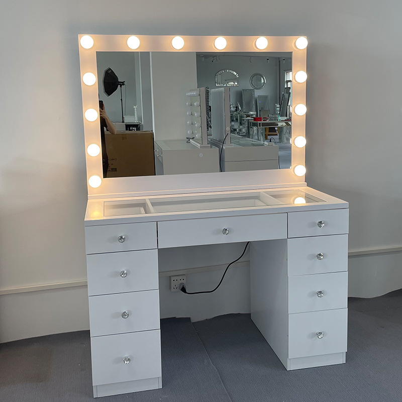 Spot Internet celebrity studio – Beauty And Makeup Studio recenzja i cena